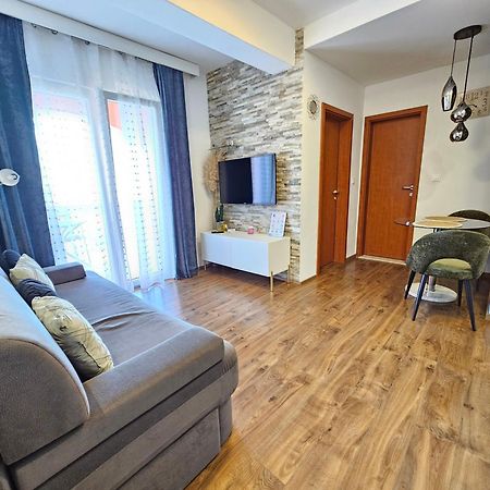 Amari Apartment Starigrad Paklenica Room photo